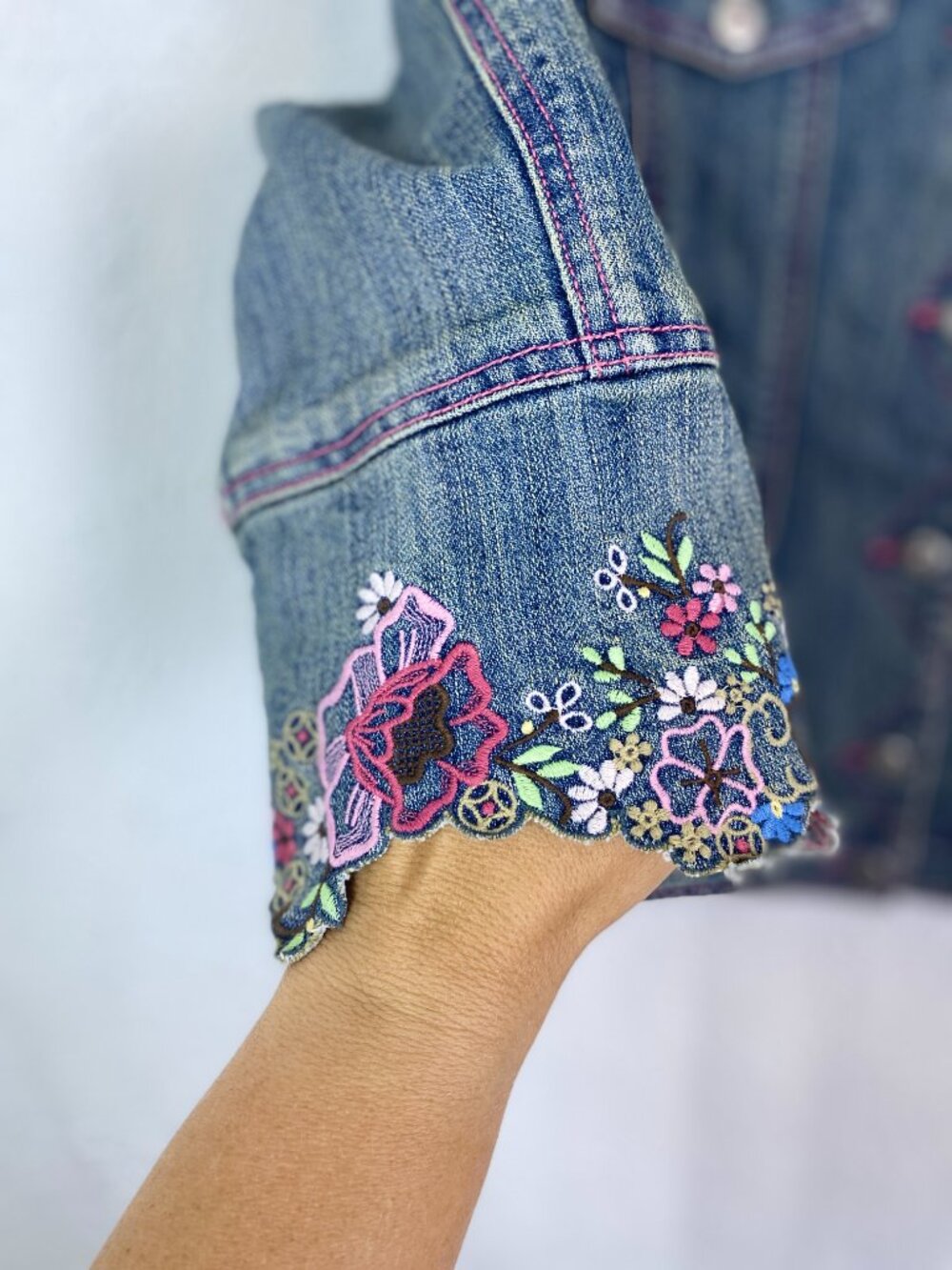 Sigrid Olsen Embroidered Denim Jacket Floral Cuff 3/4 Sleeve Stretch Jean Jacket - Picture 2 of 7